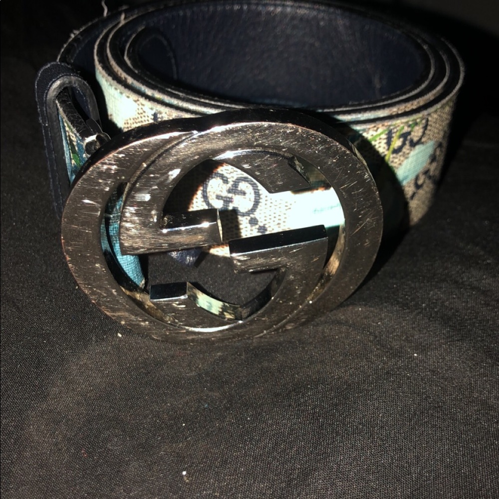 Gucci belt
